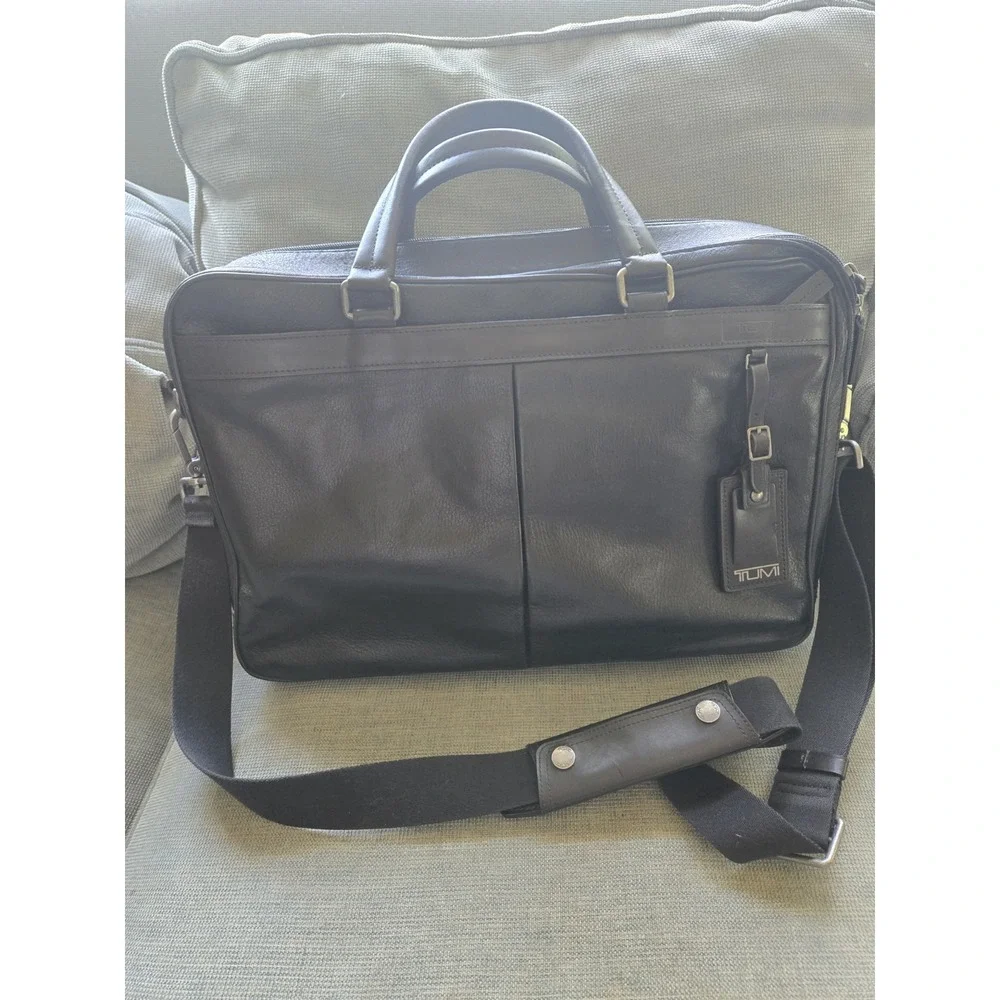 TUMI Berwick Double Zip Top Leather Briefcase Laptop Bag Black 69730HK0 Reg $445